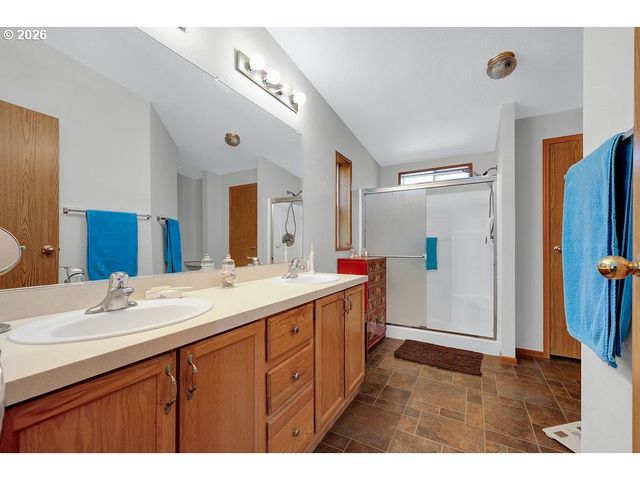 303 MANZANITA Dr, Florence, OR 97439