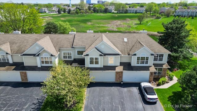 902 Huntington Drive, Elk Grove Village, IL 60007