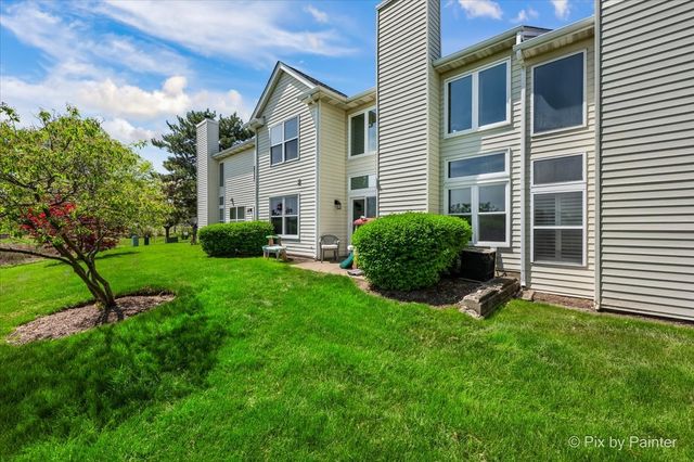 902 Huntington Drive, Elk Grove Village, IL 60007