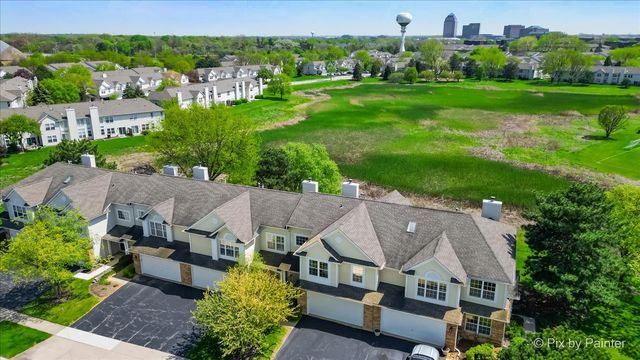 902 Huntington Drive, Elk Grove Village, IL 60007