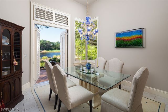 813 Barcarmil WAY, Naples, FL 34110