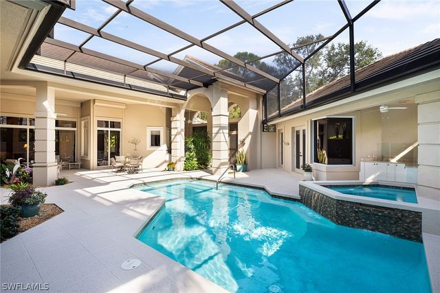 813 Barcarmil WAY, Naples, FL 34110