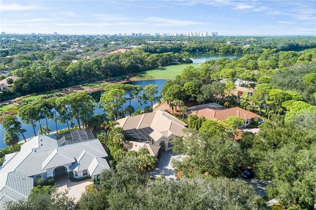 813 Barcarmil WAY, Naples, FL 34110