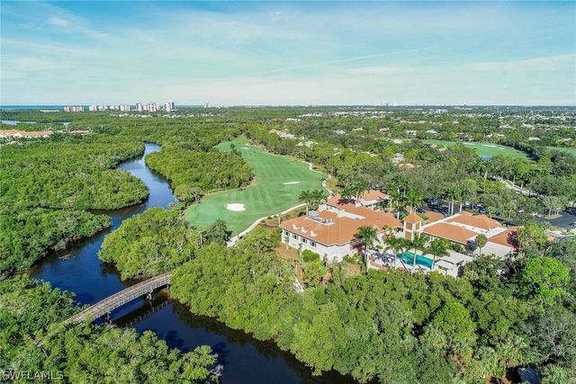 813 Barcarmil WAY, Naples, FL 34110