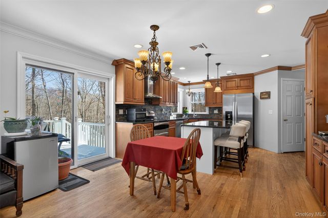 34 Booth Road, Chester, NY 10918