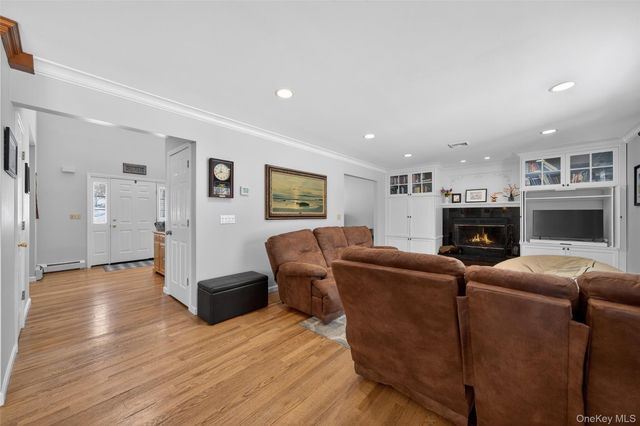 34 Booth Road, Chester, NY 10918