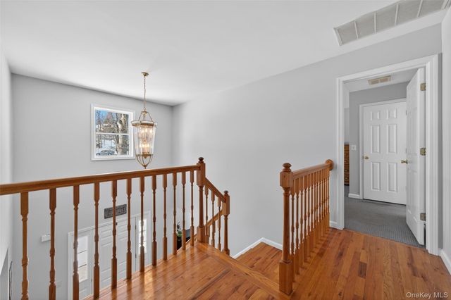 34 Booth Road, Chester, NY 10918