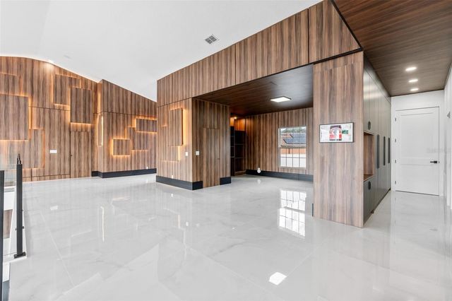 10843 LAKESHORE DRIVE, Clermont, FL 34711