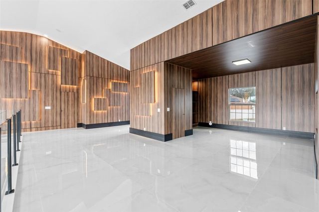 10843 LAKESHORE DRIVE, Clermont, FL 34711