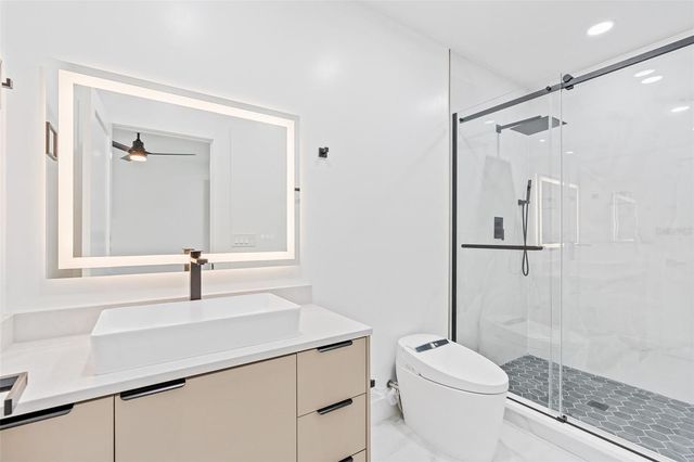 10843 LAKESHORE DRIVE, Clermont, FL 34711