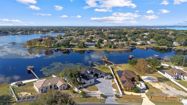 10843 LAKESHORE DRIVE, Clermont, FL 34711