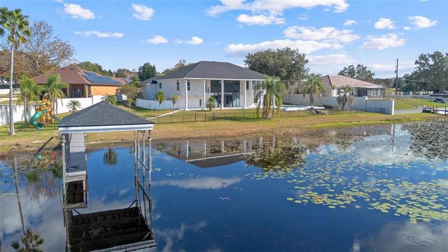 10843 LAKESHORE DRIVE, Clermont, FL 34711
