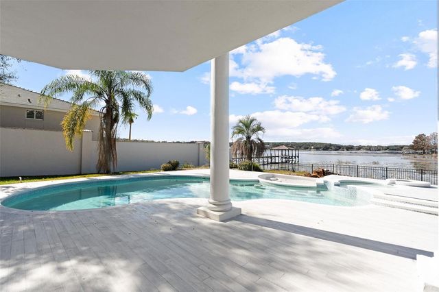 10843 LAKESHORE DRIVE, Clermont, FL 34711