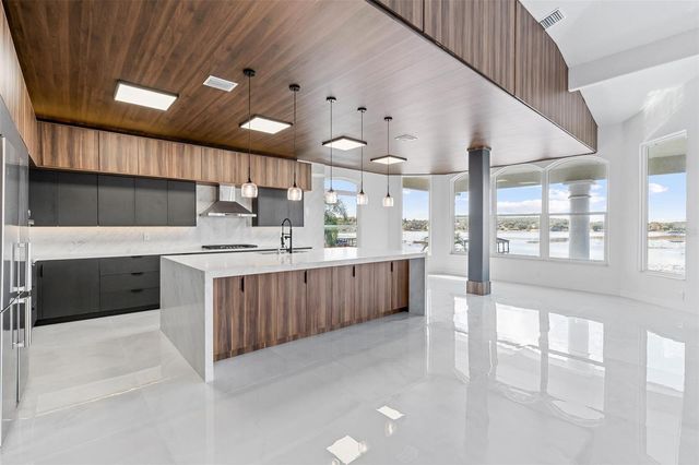 10843 LAKESHORE DRIVE, Clermont, FL 34711