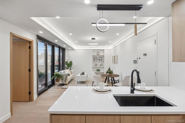 168 E 111th Street 3C, New York (manhattan), NY 10029