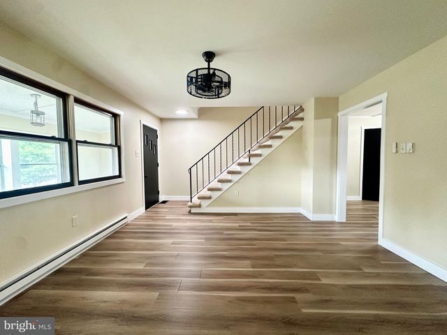 2008 WEAVERTOWN RD L-0153, Lebanon, PA 17046