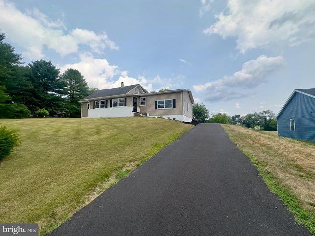 2008 WEAVERTOWN RD L-0153, Lebanon, PA 17046