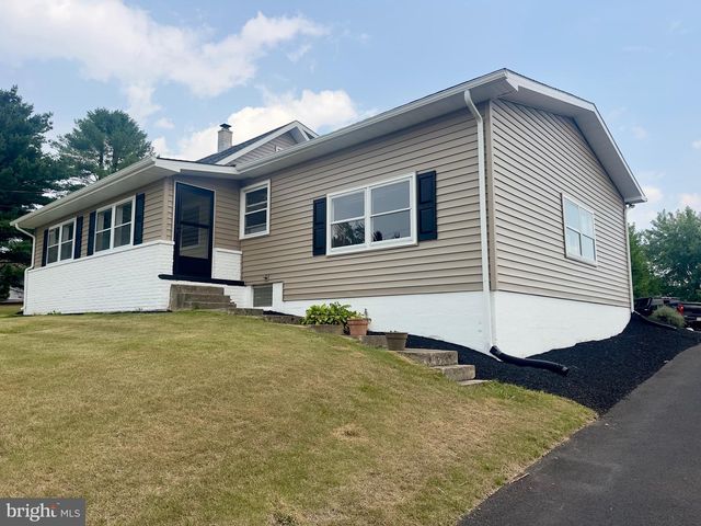 2008 WEAVERTOWN RD L-0153, Lebanon, PA 17046