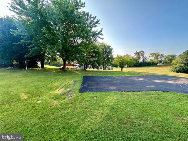 2008 WEAVERTOWN RD L-0153, Lebanon, PA 17046