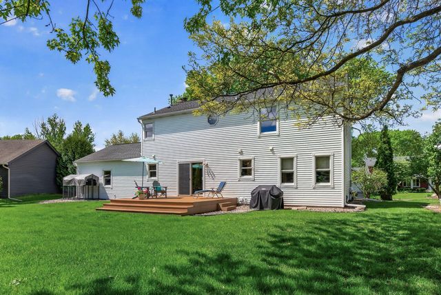 4810 Forestview Lane N, Plymouth, MN 55442