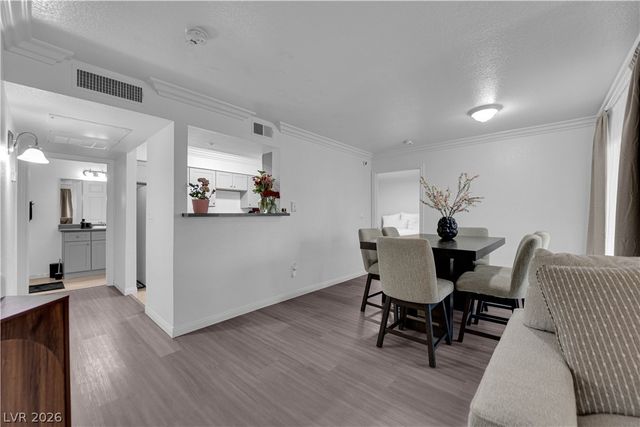 8101 West Flamingo Road 1006, Las Vegas, NV 89147
