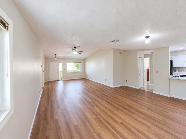 19 BANNER LANE, Palm Coast, FL 32137