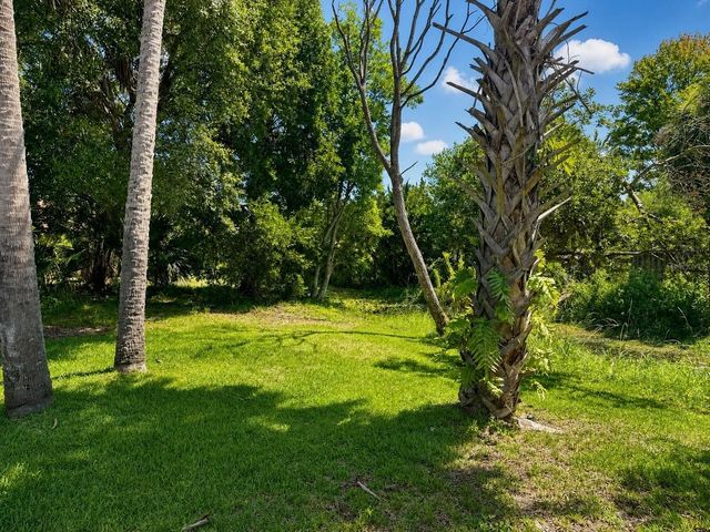 19 BANNER LANE, Palm Coast, FL 32137