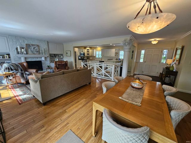 701 Pfeiffer Road, Evansville, IN 47711