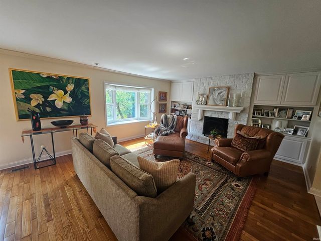 701 Pfeiffer Road, Evansville, IN 47711