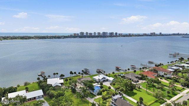 105 McDonald Street, South Daytona, FL 32119