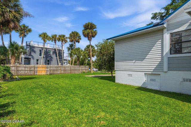 105 McDonald Street, South Daytona, FL 32119