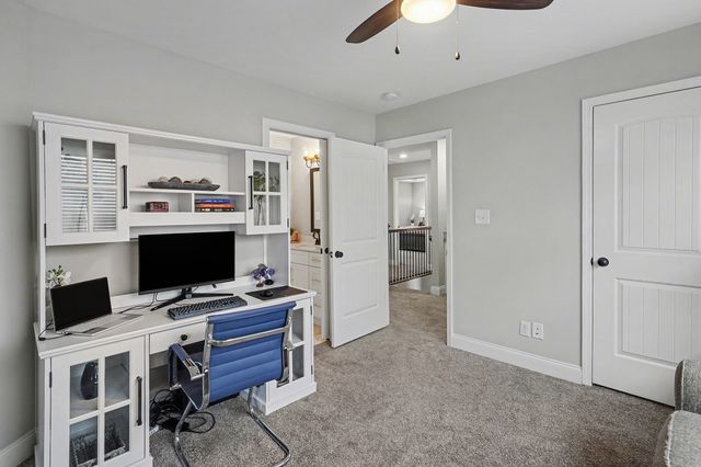 528 Dexter Dr, Clarksville, TN 37043