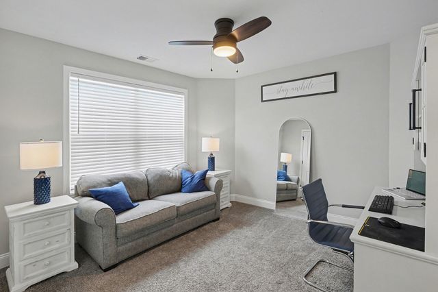 528 Dexter Dr, Clarksville, TN 37043