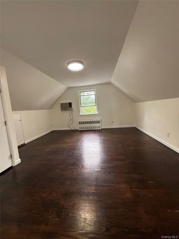 215 Brown Street, Valley Stream, NY 11580