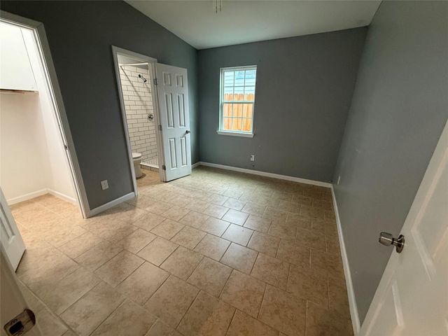 2909 King Street UNIT D, Houston, TX 77026