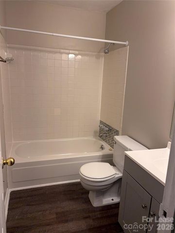 1708 Village Lake Drive, Charlotte, NC 28212