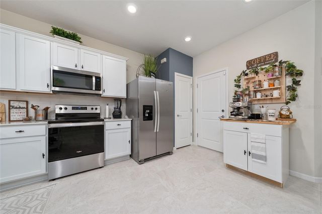 2755 FETCHING TRAIL, Davenport, FL 33896