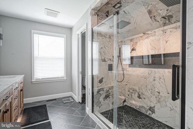 6 SAINT MICHAEL CT, Cherry Hill, NJ 08003