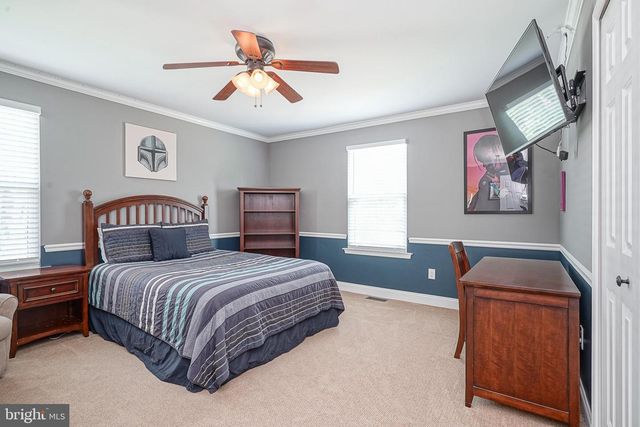 6 SAINT MICHAEL CT, Cherry Hill, NJ 08003