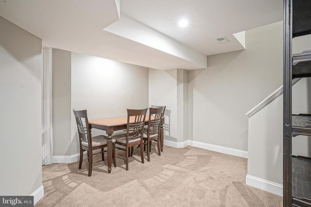 6 SAINT MICHAEL CT, Cherry Hill, NJ 08003