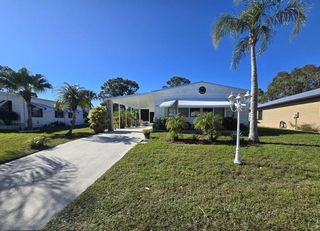 12 Ecuador Court, Fort Pierce, FL 34951