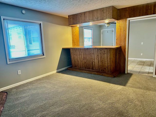 211 Delaney Drive, Columbus, OH 43207