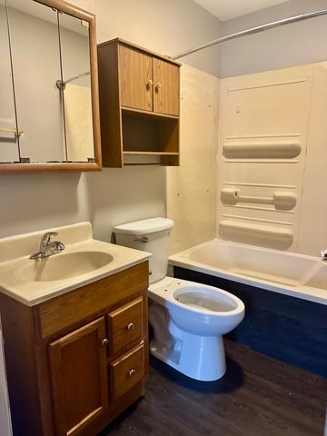 211 Delaney Drive, Columbus, OH 43207