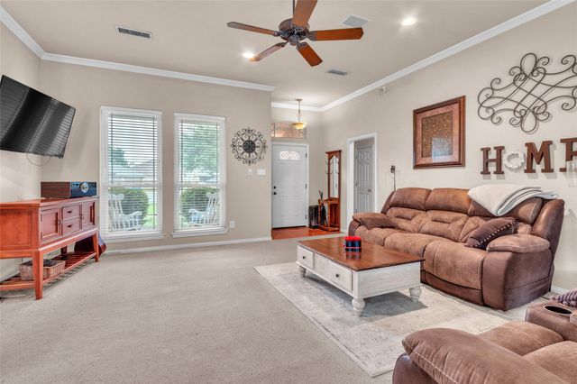 1125 Starling Court, Burleson, TX 76028