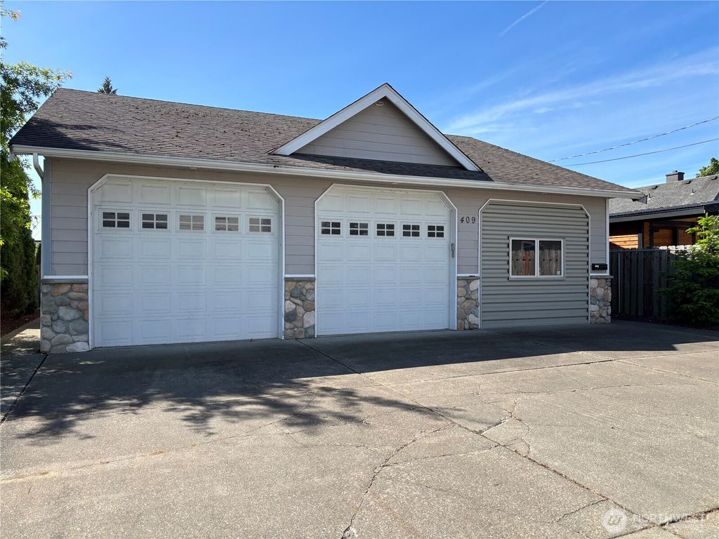 408 Edson Street, Lynden, WA 98264