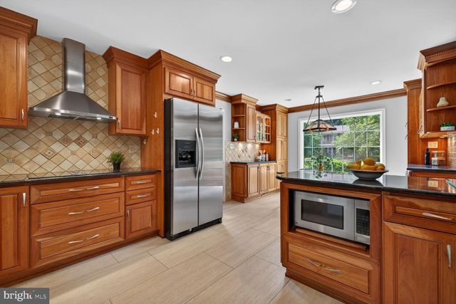 1395 STRATTON DR, Rockville, MD 20854