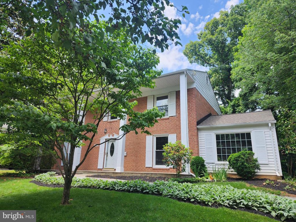 1395 STRATTON DR, Rockville, MD 20854