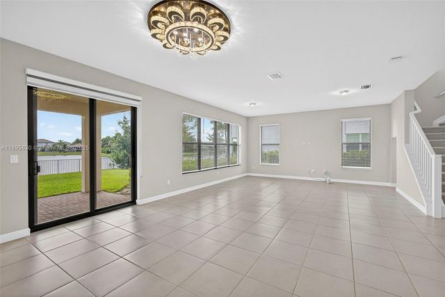 1310 Whitcombe Dr, Royal Palm Beach, FL 33411