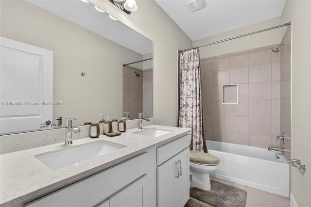 1310 Whitcombe Dr, Royal Palm Beach, FL 33411