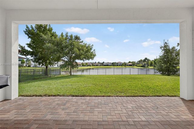 1310 Whitcombe Dr, Royal Palm Beach, FL 33411